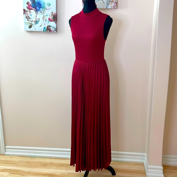 Brand new gorgeous red maxi dress - Picture 1 of 7